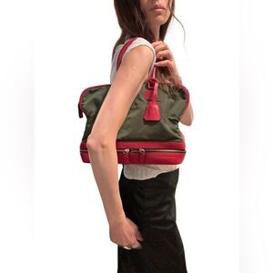 Auth Prada red leather and green nylon hand bag
